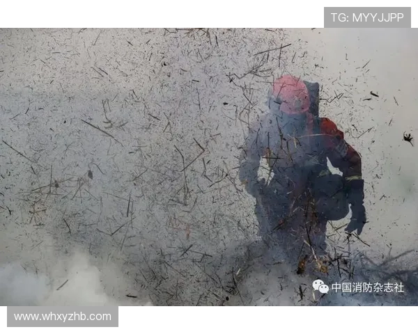 消防员门将吴雨宝：绿茵场扑救与火场逆行的双重守护(1)